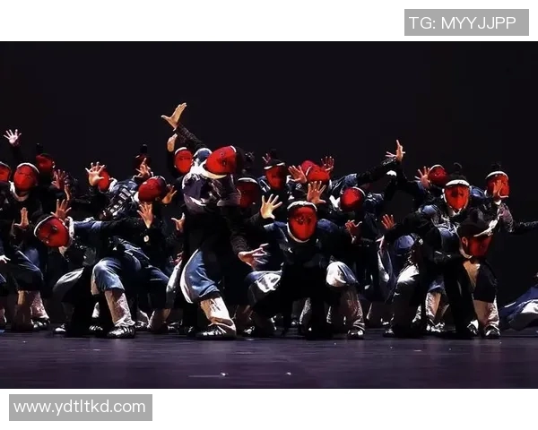 成都街舞队的控制艺术与街舞文化的融合探讨 成都街舞队的控制艺术与街舞文化的融合探讨